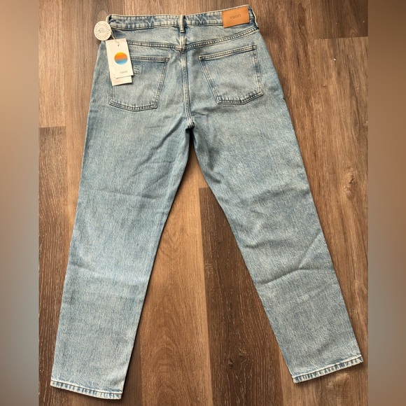 Vuori Vintage Jean Classic 30” Light Wash Denim SZ 33 V4036-30 NWT - Picture 2 of 5